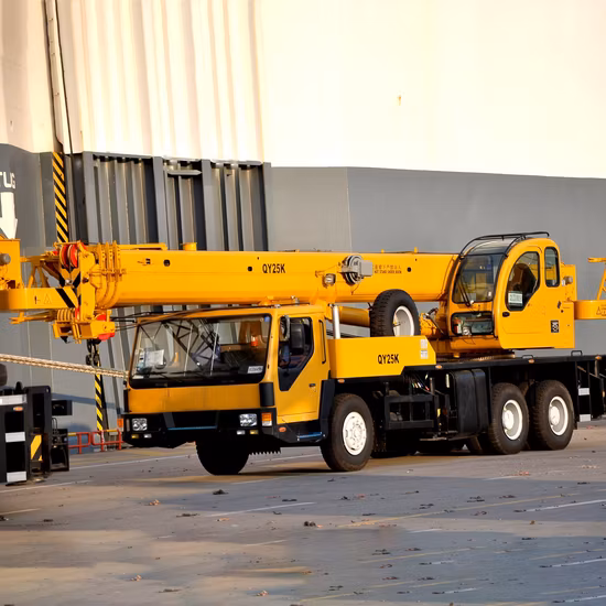 Fabrikpreis Industriekrane und Teile 80 Tonnen All-Terrain-Kran Ferngesteuerter LKW-Kran Xct80
